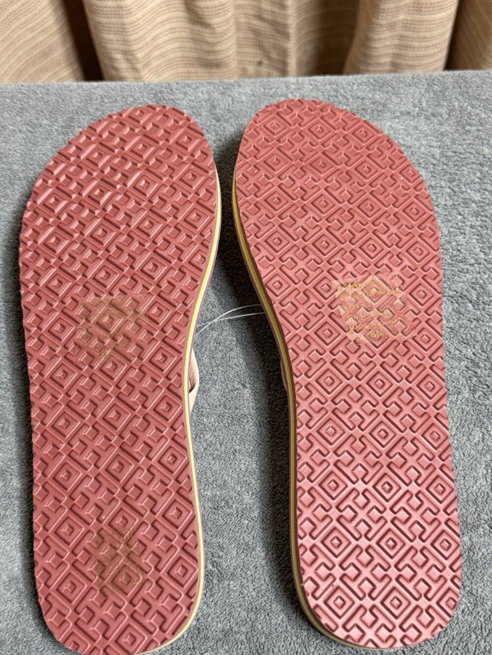 NWT Tory Burch 2022 Mini Minnie Flip-Flops in Porcelain Pink - Size 8 - Picture 4 of 6